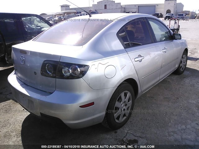 JM1BK12F381869031 - 2008 MAZDA 3 I SILVER photo 4