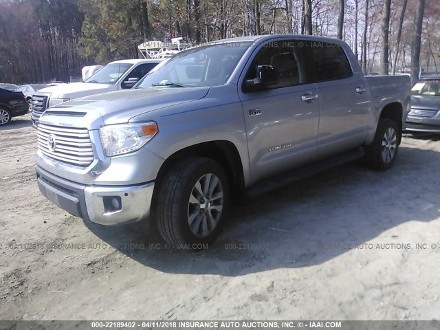 5TFHY5F18GX494487 - 2016 TOYOTA TUNDRA CREWMAX LIMITED SILVER photo 2