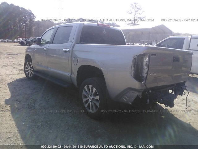 5TFHY5F18GX494487 - 2016 TOYOTA TUNDRA CREWMAX LIMITED SILVER photo 3