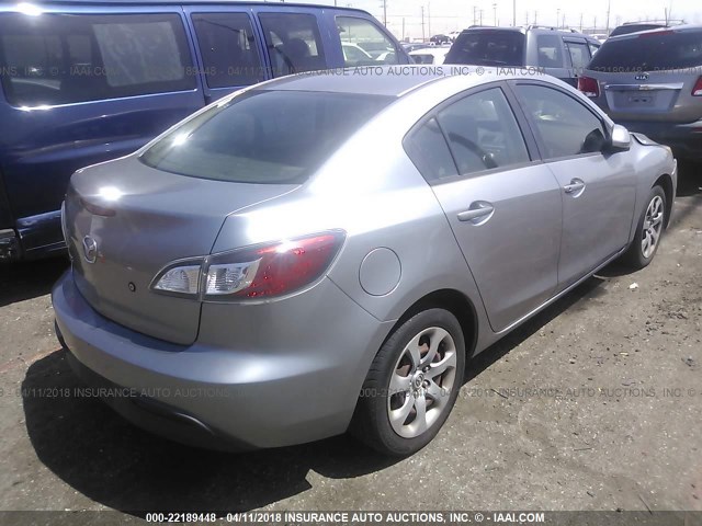 JM1BL1SG5A1130593 - 2010 MAZDA 3 I GRAY photo 4