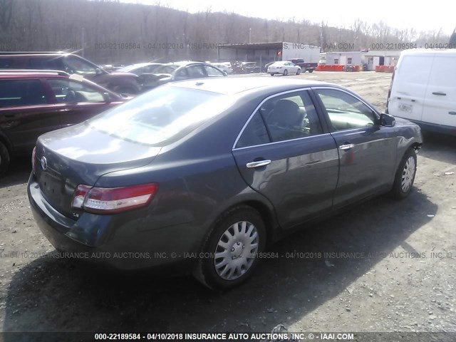 4T1BF3EK5AU507081 - 2010 TOYOTA CAMRY SE/LE/XLE GRAY photo 4