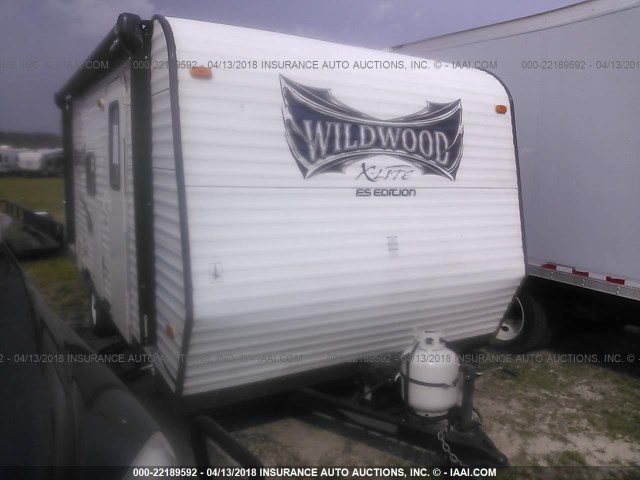 4X4TWDV17F7348277 - 2015 FOREST RIVER OTHER  白色 照片 1