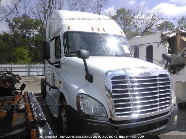 1FUJGLDR5CSBK1203 - 2012 FREIGHTLINER CASCADIA 125  WHITE photo 1