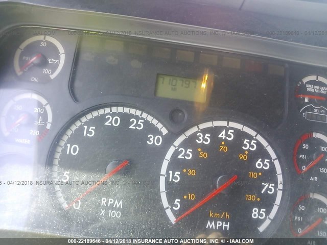 1FUJGLDR5CSBK1203 - 2012 FREIGHTLINER CASCADIA 125  WHITE photo 6