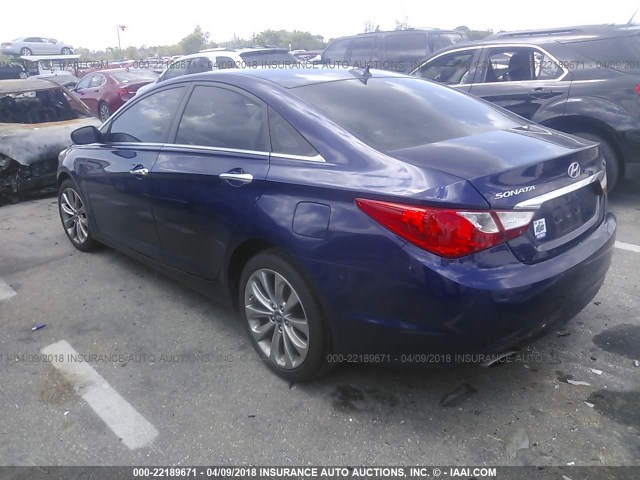 5NPEC4AC5DH549599 - 2013 HYUNDAI SONATA SE/LIMITED BLUE photo 3