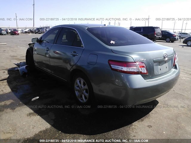 4T1BF3EK0BU706685 - 2011 TOYOTA CAMRY SE/LE/XLE TEAL photo 3