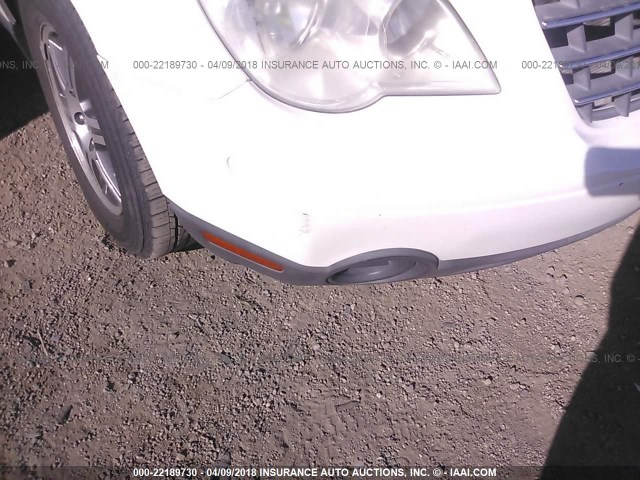 2A8GM68X27R126778 - 2007 CHRYSLER PACIFICA TOURING WHITE photo 6
