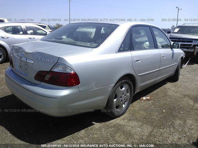 4T1BF28BX3U278261 - 2003 TOYOTA AVALON XL/XLS SILVER photo 4