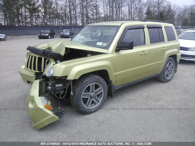 1J4NF2GB5AD502305 - 2010 JEEP PATRIOT SPORT GREEN photo 2