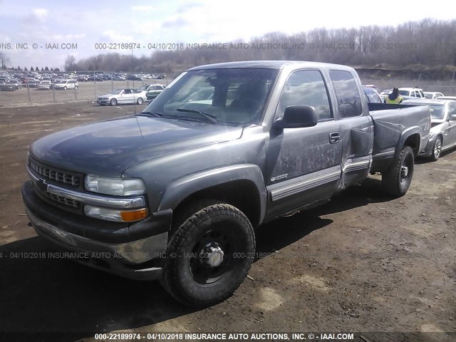 1GCGK29U1YE396433 - 2000 CHEVROLET SILVERADO K2500 GRAY photo 2