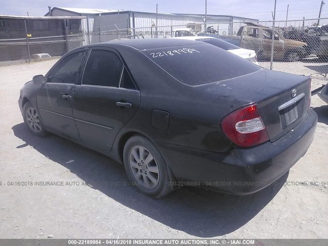 4T1BE32K14U369020 - 2004 TOYOTA CAMRY LE/XLE/SE შავი ფოტო 3