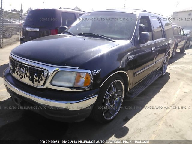 1FMRU1565YLA08891 - 2000 FORD EXPEDITION XLT შავი ფოტო 2