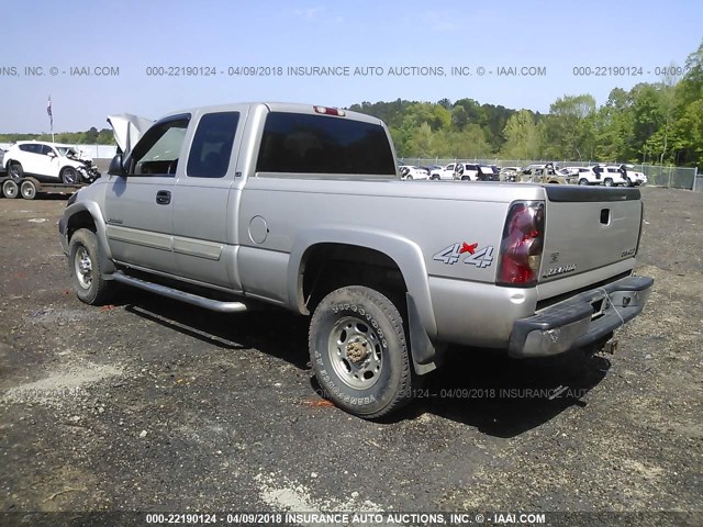 1GCHK29U55E120160 - 2005 CHEVROLET SILVERADO K2500 HEAVY DUTY GRAY photo 3