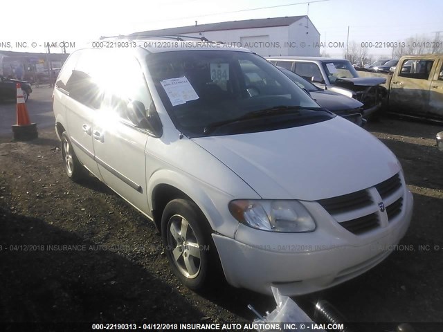 1D4GP45R55B358394 - 2005 DODGE CARAVAN SXT WHITE photo 1