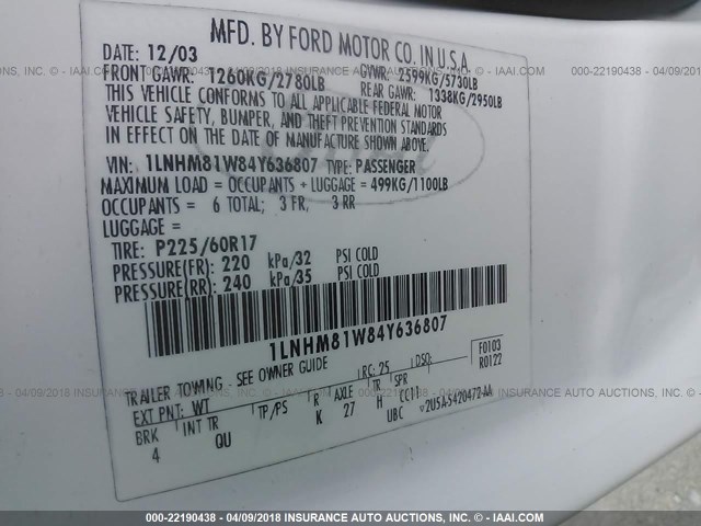 1LNHM81W84Y636807 - 2004 LINCOLN TOWN CAR EXECUTIVE/SIGNATURE Beyaz fotoğraf 9