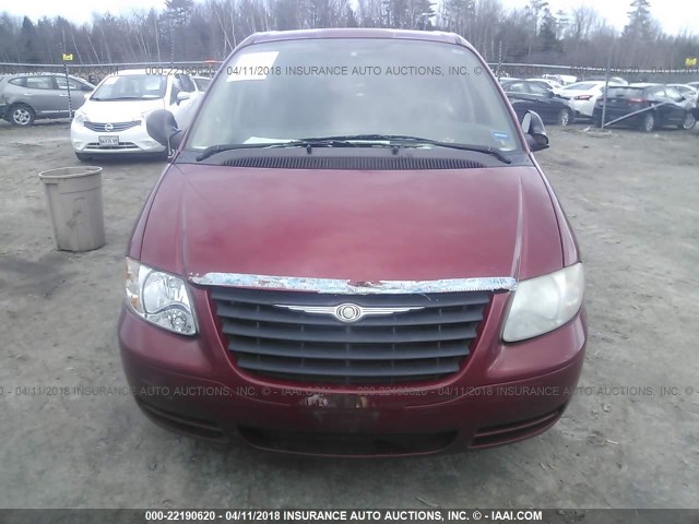 1A4GP45R96B540687 - 2006 CHRYSLER TOWN & COUNTRY  RED photo 6