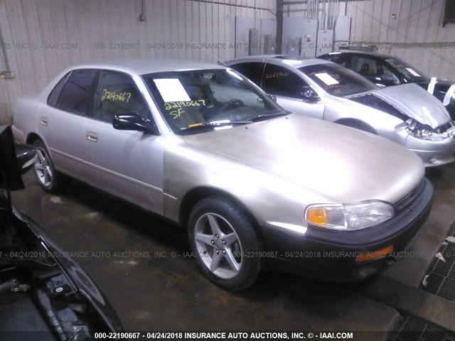 4T1SK11E3SU628192 - 1995 TOYOTA CAMRY DX GRAY photo 1