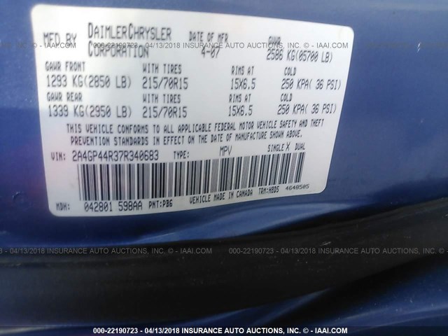 2A4GP44R37R340683 - 2007 CHRYSLER TOWN & COUNTRY LX BLUE photo 9