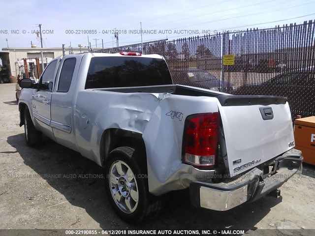 1GTR2VE32BZ141040 - 2011 GMC SIERRA K1500 SLE SILVER photo 3