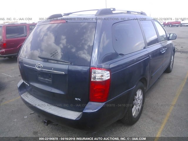 KNDMB233566096095 - 2006 KIA SEDONA EX/LX BLUE photo 4