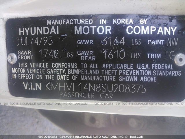 KMHVF14N8SU208375 - 1995 HYUNDAI ACCENT WHITE photo 9