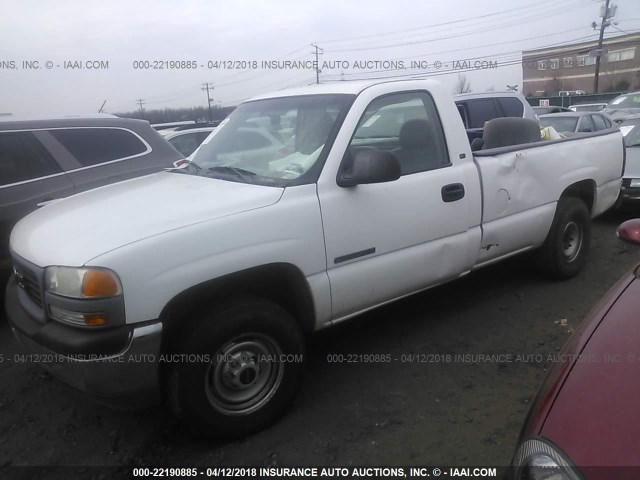 1GTGC24U21Z181808 - 2001 GMC NEW SIERRA C2500 WHITE photo 2