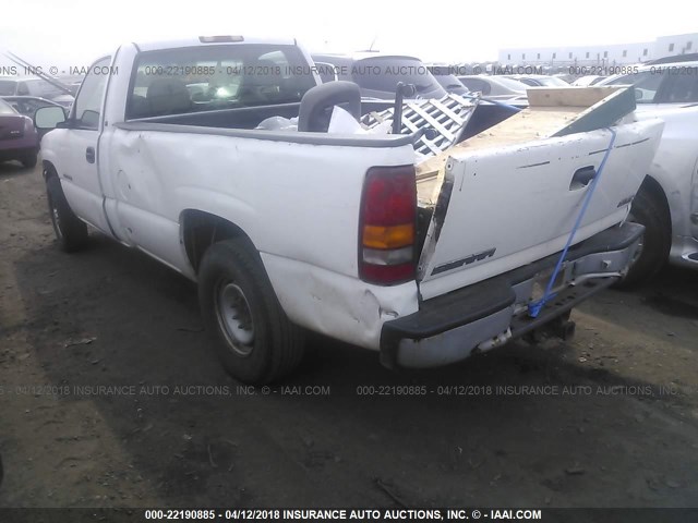 1GTGC24U21Z181808 - 2001 GMC NEW SIERRA C2500 WHITE photo 3