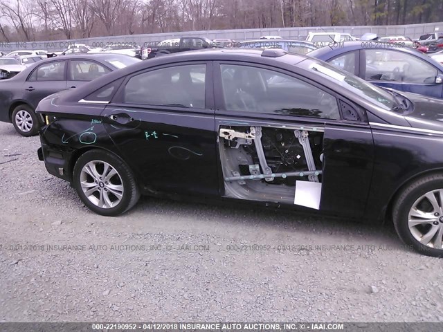 5NPEC4AC9DH641959 - 2013 HYUNDAI SONATA SE/LIMITED BLACK photo 6