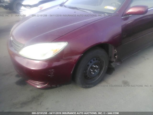 4T1BE32K544370364 - 2004 TOYOTA CAMRY LE/XLE/SE 红色 照片 6