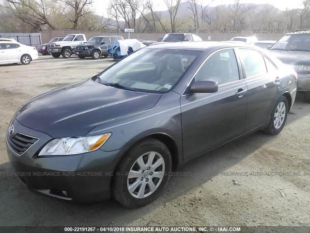 4T1BK46K88U571366 - 2008 TOYOTA CAMRY LE/XLE/SE ნაცრისფერი ფოტო 2