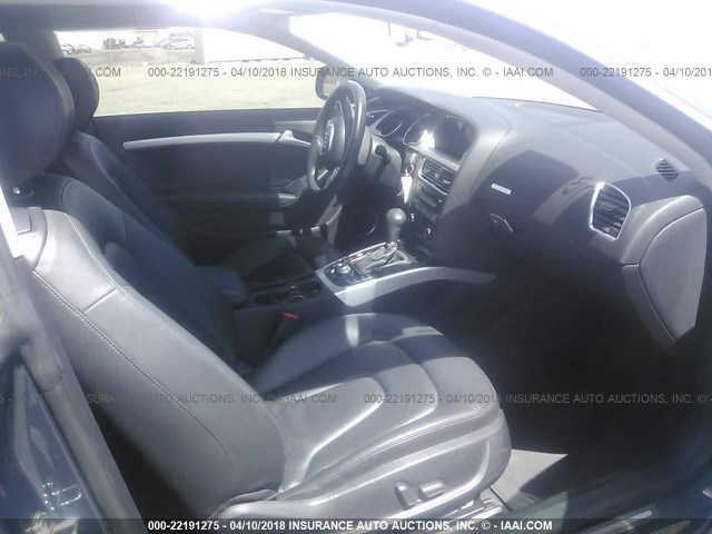 WAUDK78TX9A026838 - 2009 AUDI A5 QUATTRO GRAY photo 5