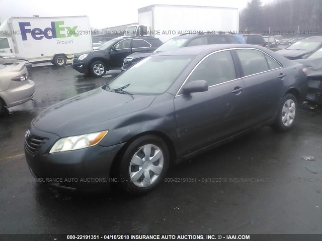 4T1BE46K49U856980 - 2009 TOYOTA CAMRY SE/LE/XLE ნაცრისფერი ფოტო 2