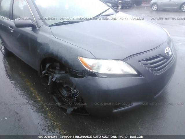 4T1BE46K49U856980 - 2009 TOYOTA CAMRY SE/LE/XLE ნაცრისფერი ფოტო 6