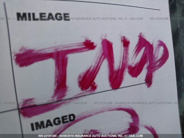 JTKJF5C75B3010624 - 2011 TOYOTA SCION TC 银色 照片 7