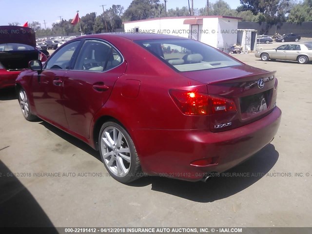 JTHBK262362016454 - 2006 LEXUS IS 250 RED photo 3