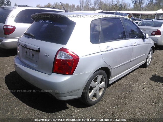 KNAFE161585020676 - 2008 KIA SPECTRA5 5 SX SILVER photo 4