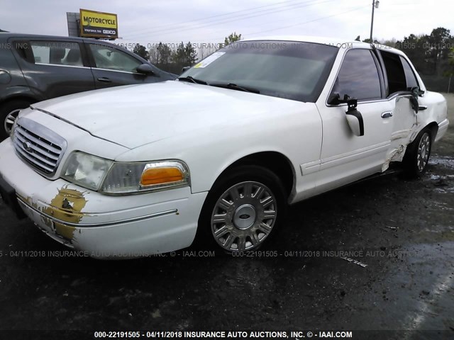 2FAFP71W33X139164 - 2003 FORD CROWN VICTORIA POLICE INTERCEPTOR WHITE photo 2