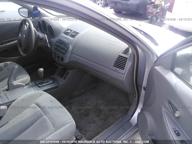 1N4AL11D32C230108 - 2002 NISSAN ALTIMA S/SL SILVER photo 5