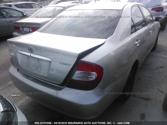 JTDBE32K420074986 - 2002 TOYOTA CAMRY LE/XLE/SE GRAY photo 4