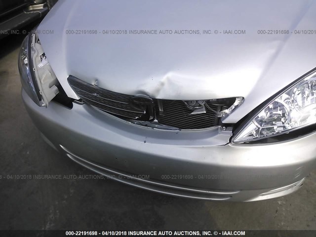 JTDBE32K420074986 - 2002 TOYOTA CAMRY LE/XLE/SE GRAY photo 6