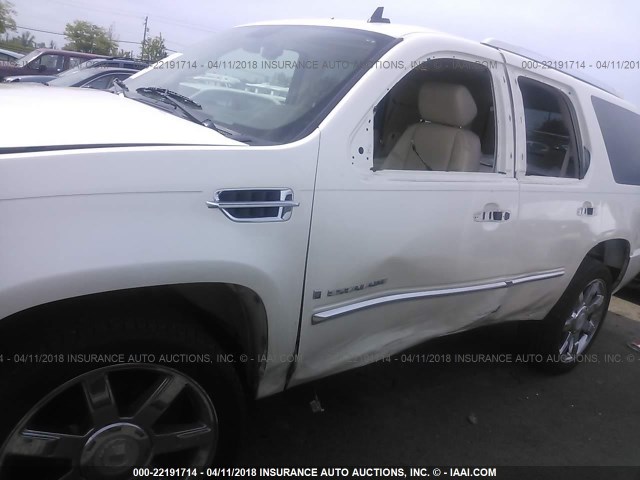 1GYFK63828R256411 - 2008 CADILLAC ESCALADE LUXURY WHITE photo 6