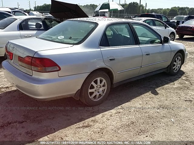 1HGCG56712A053749 - 2002 HONDA ACCORD SE SILVER photo 4