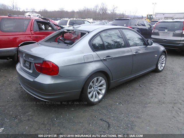 WBAPK5C50AA646600 - 2010 BMW 328 XI SULEV GRAY photo 4