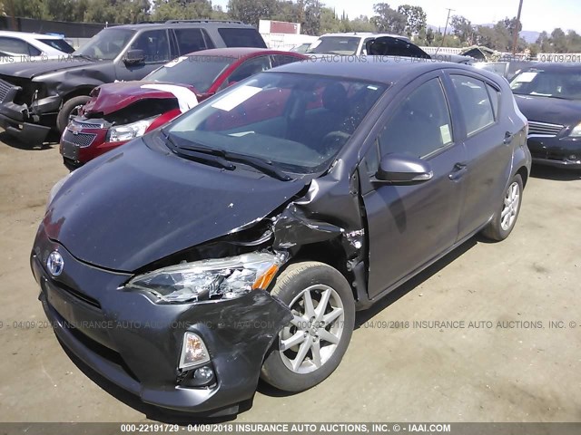 JTDKDTB32C1027155 - 2012 TOYOTA PRIUS C GRAY photo 2