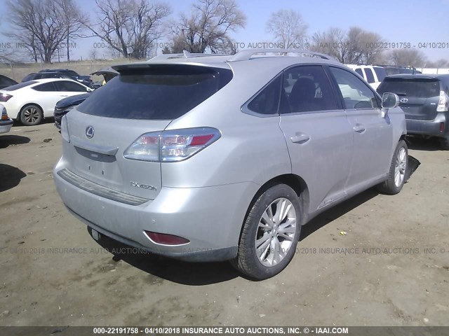 JTJBC1BA8B2422940 - 2011 LEXUS RX 450 SILVER photo 4