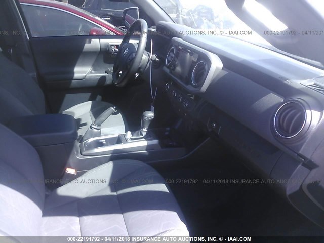 3TMAZ5CN6GM011610 - 2016 TOYOTA TACOMA DBL CAB/SR5/TRD SPORT/OR WHITE photo 5