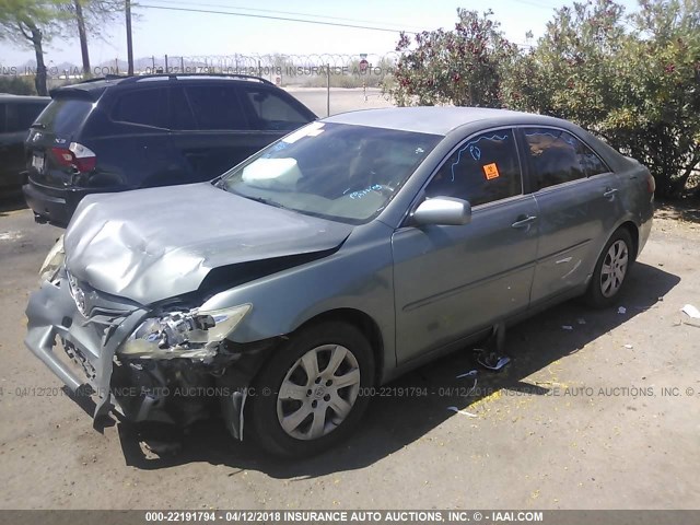 JTNBF3EK5A3001997 - 2010 TOYOTA CAMRY SE/LE/XLE GREEN photo 2