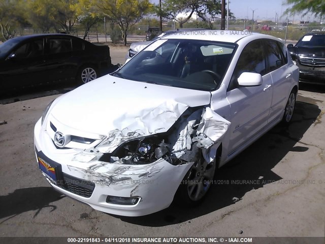 JM1BK343671673341 - 2007 MAZDA 3 HATCHBACK WHITE photo 2