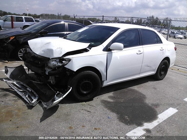 2T1BU4EE8BC656058 - 2011 TOYOTA COROLLA S/LE WHITE photo 2