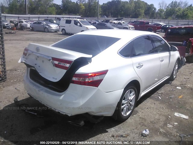 4T1BK1EB5DU072311 - 2013 TOYOTA AVALON PREMIUM/TOURING/LIMITED WHITE photo 4